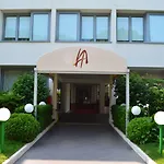 Alfieri Отель