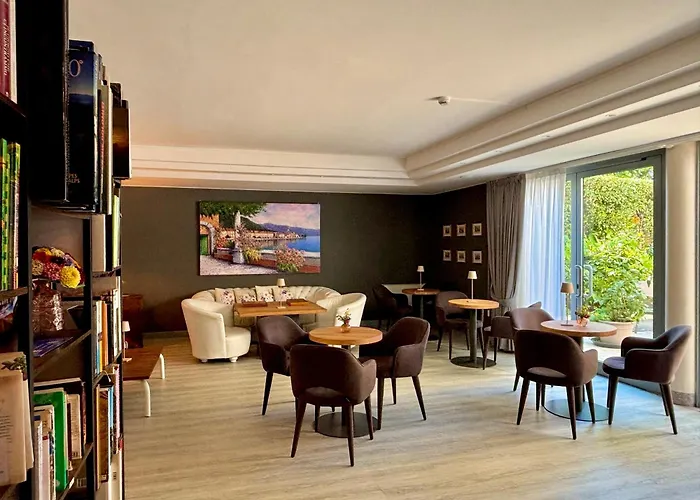 Alfieri Hotell 3*